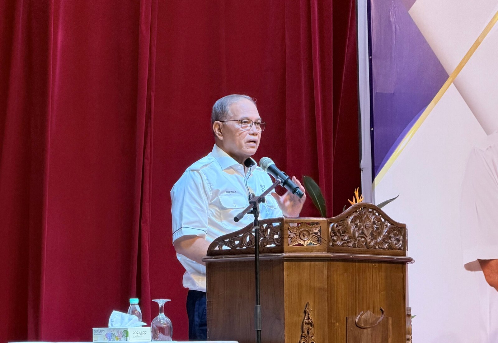 UPNP Serbu Aktiviti Mineral Haram di Raub, Tiga Lori Treler Disita