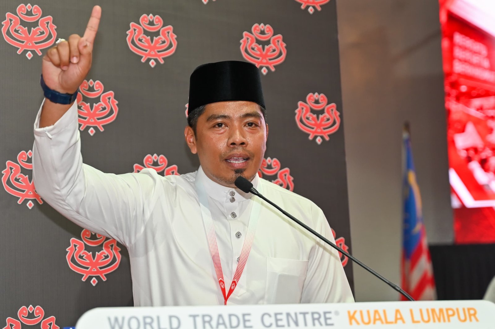 “Legasi Pembangunan Najib Perlu Diteruskan, UMNO Mesti Kembali Membina Negara”