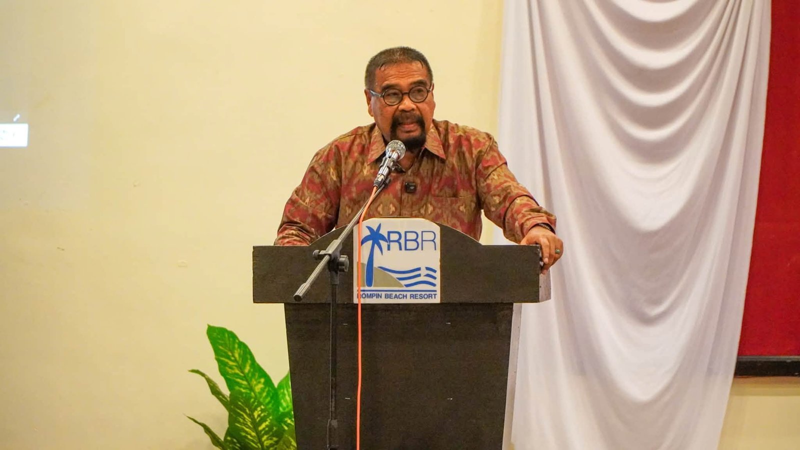 SIASAT DALANG PENEROKAAN HARAM TASIK BERA, JANGAN JADIKAN ORANG ASLI KAMBING HITAM