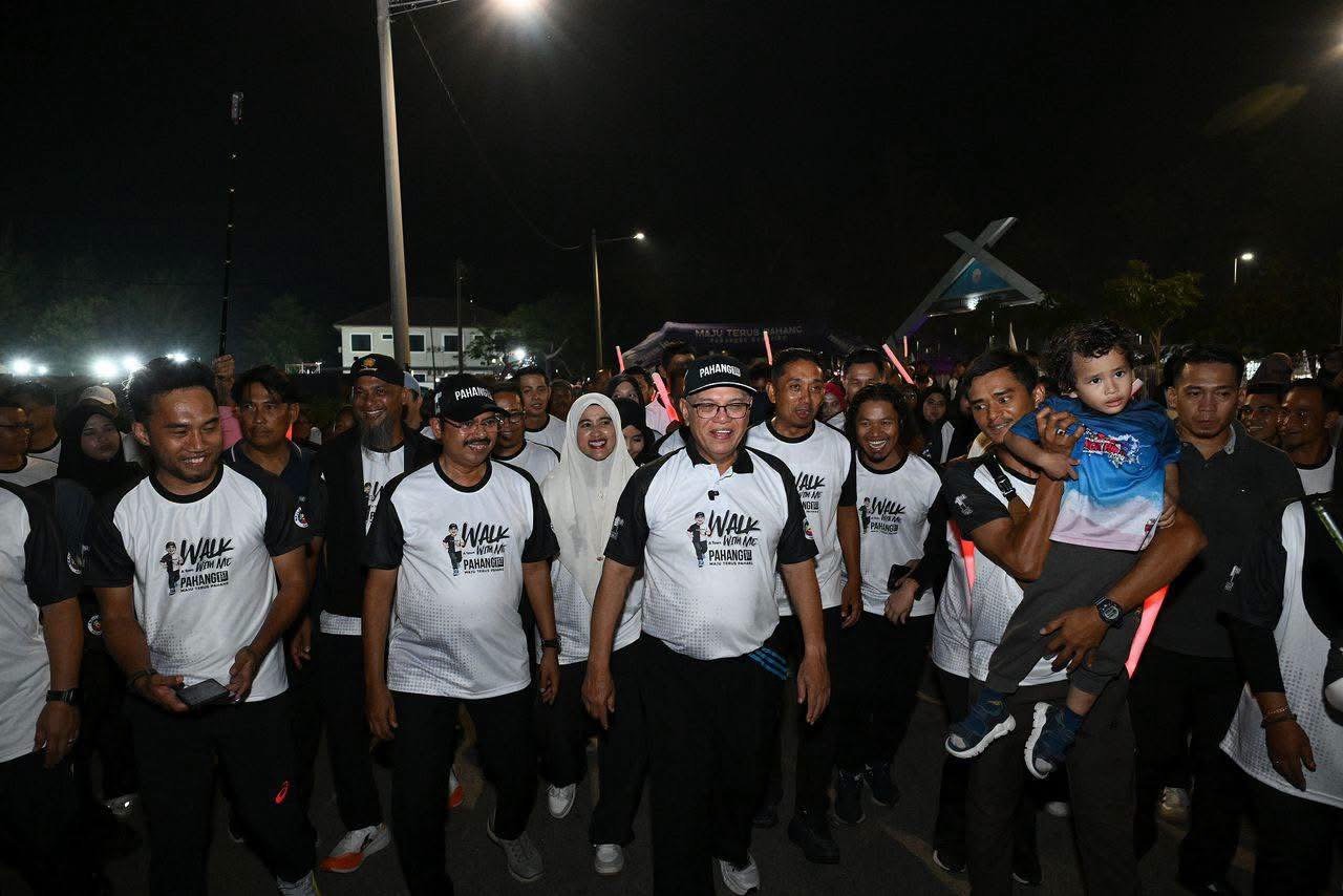 Lebih 5,000 Warga Rompin Sertai ‘Walk A Town With Me Pahang 1st”