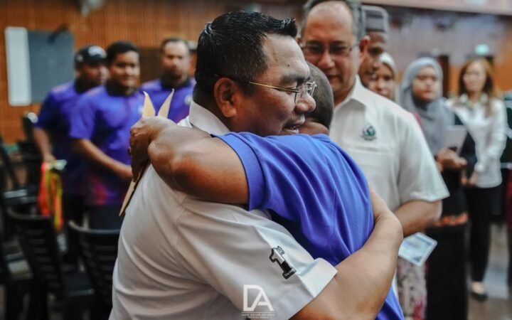 ‘Saya Pun Pernah Jadi Penjaja’ – Amizar